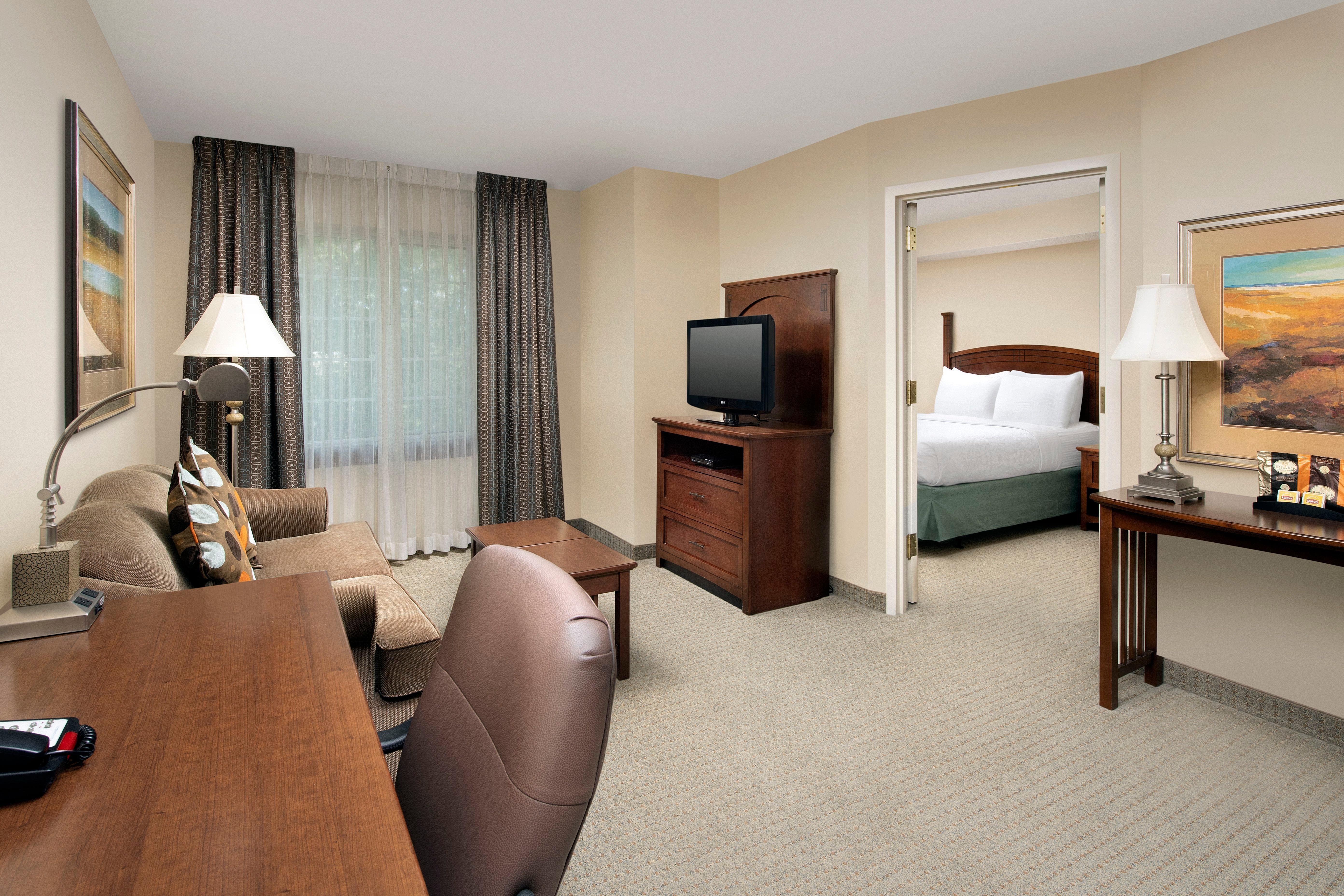 Staybridge Suites North Brunswick By Ihg Exterior photo