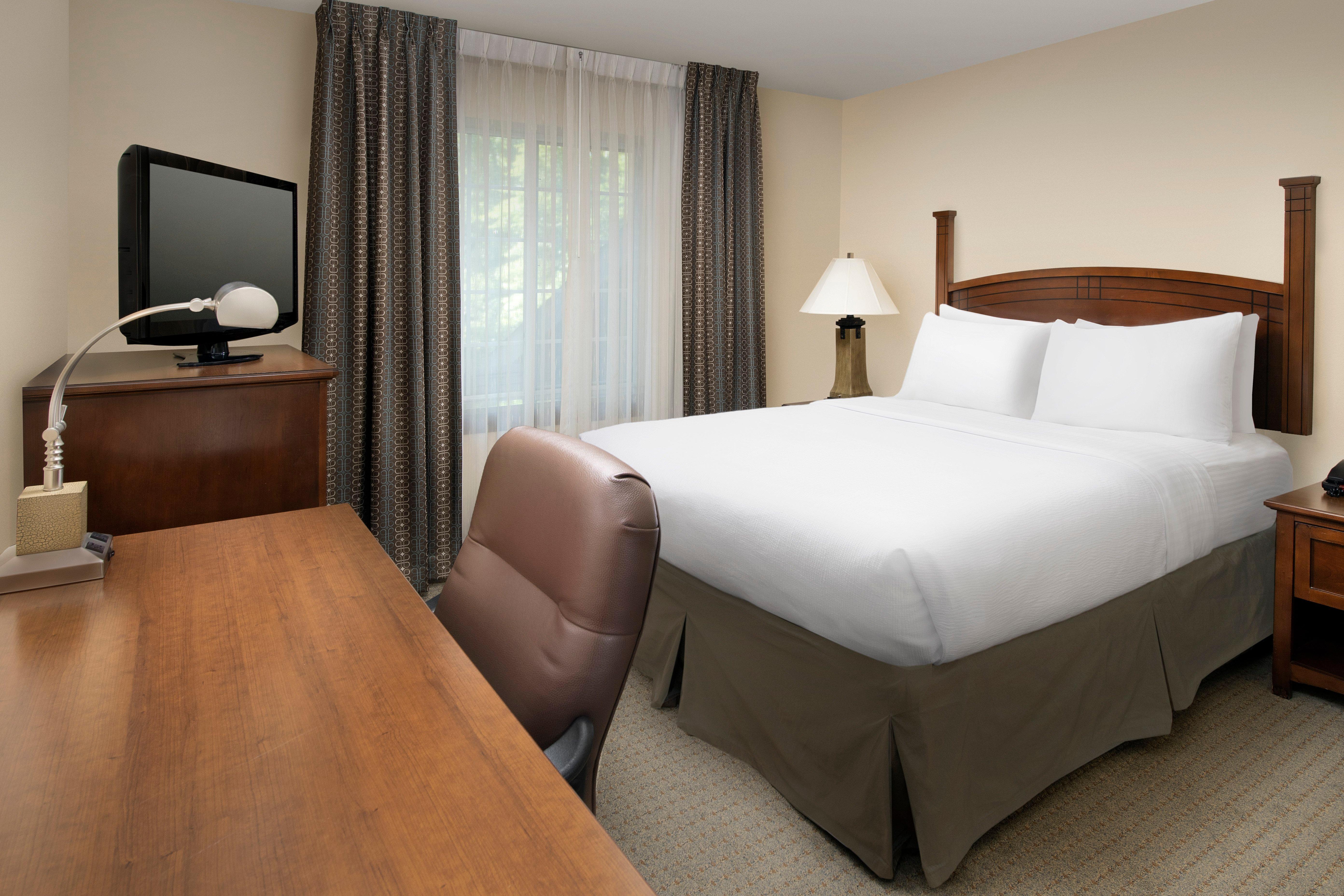 Staybridge Suites North Brunswick By Ihg Exterior photo